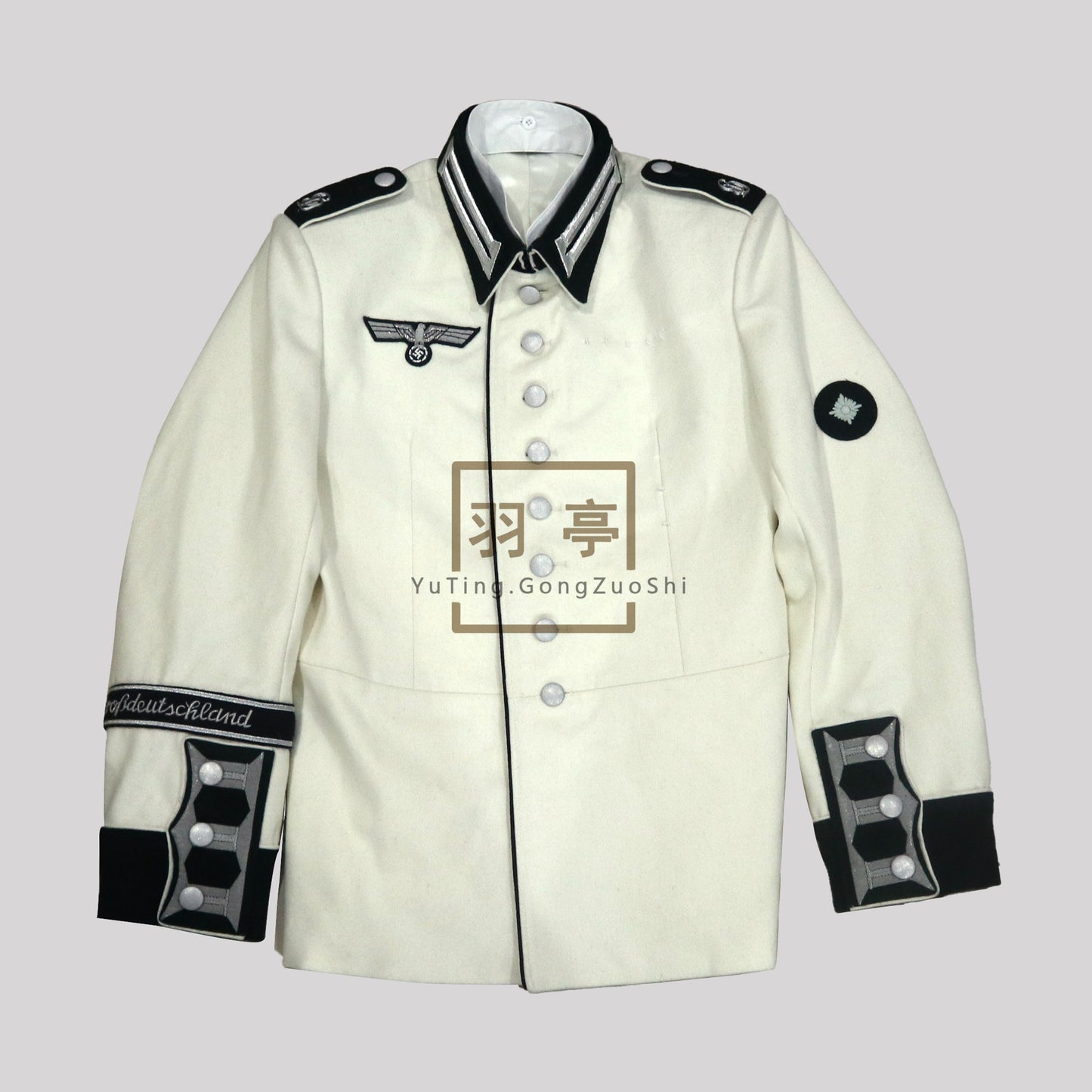 电影《无耻混蛋》白色m35礼服还原1