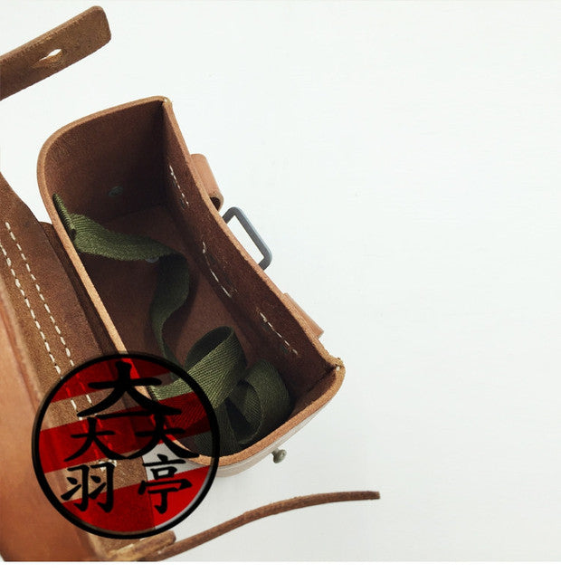 羽亭推荐德国牛皮医疗包重演装备ww Yuting Recommended, German‑Style Cowhide Medical Pouch, Reenactment Gear for WW‑Era Reproduction
