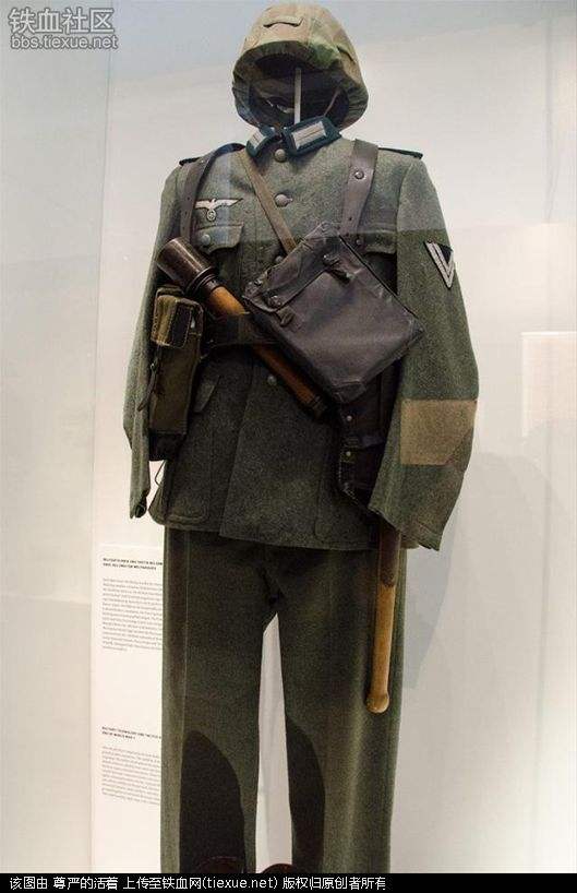 德国德君原品下士章