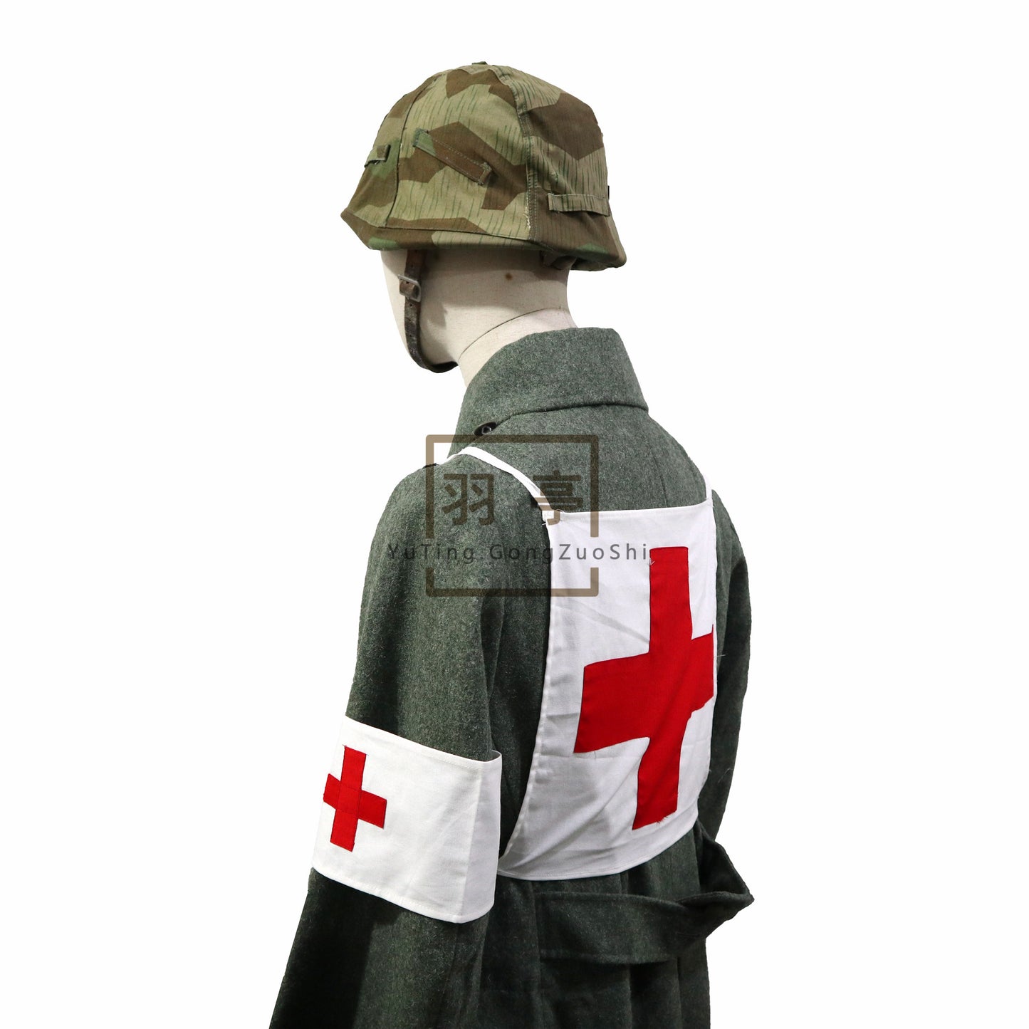 二战德国医疗兵识别背心袖标红十字The red cross chest apron worn by German WWII medics