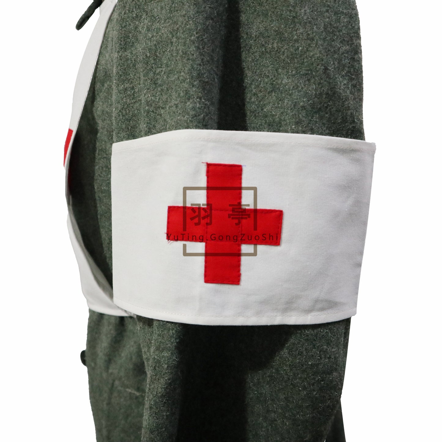 二战德国医疗兵识别背心袖标红十字The red cross chest apron worn by German WWII medics