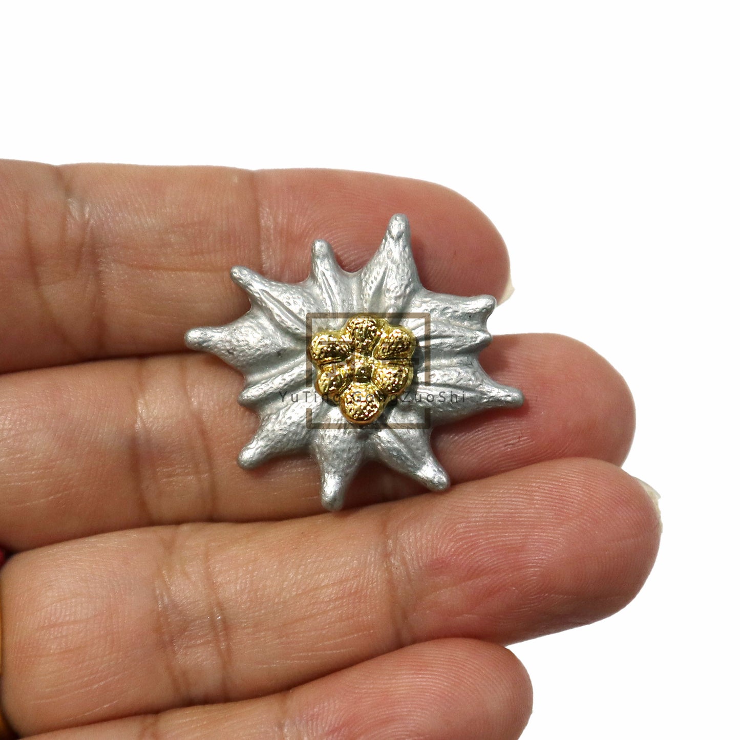 复刻二战德国雪绒花帽徽配件影视道具WW2 German Edelweiss Cap Badge Replica, Historical Reenactment Film & TV Costume Prop