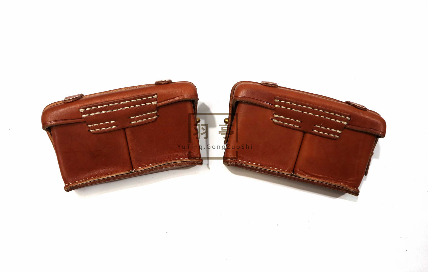 羽亭推荐海用牛皮腰包影视道具中影横店历史舞台装备    Recommended by Yuting: Naval‑use leather waist pouch, gear for historical stage drama, Zhongying & Hengdian movie props
