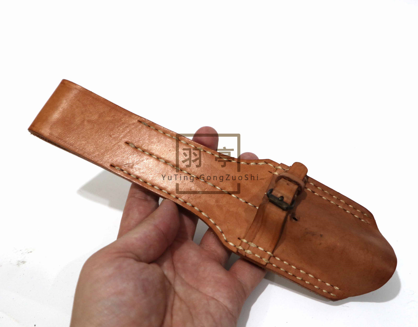 羽亭推荐早期皮挂村田皮质复制品   Recommended by Yuting: Reproduction early‑period leather frog/pouch hanger for Murata rifle