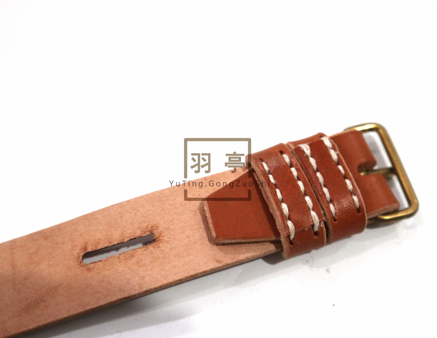 羽亭推荐三八大杆背带皮带负重带斜挎牛皮装备3899cosplay牛皮  Recommended by Yuting: Leather rifle sling for Type‑38 / Type‑99 rifle, cross‑body load‑bearing gear for cosplay