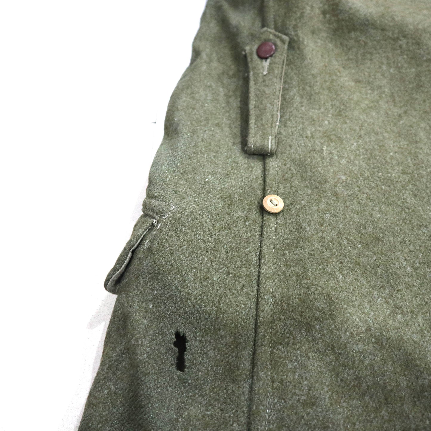 羽亭推荐原品朝鲜三世大衣毛呢博馆收藏现货保真Original North Korean third‑generation woolen overcoat, collector‑grade item, in stock, authentic, recommended by Yuting