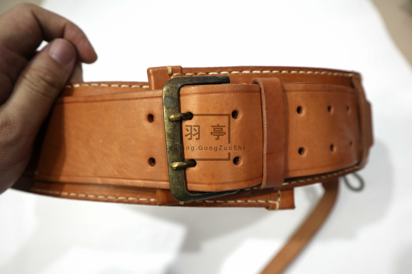 羽亭推荐九八式将校牛皮外腰带封略装野战制服装备影视道具 Recommended by Yuting, Type‑98 officer cowhide outer belt, matching field‑uniform gear, film and reenactment prop