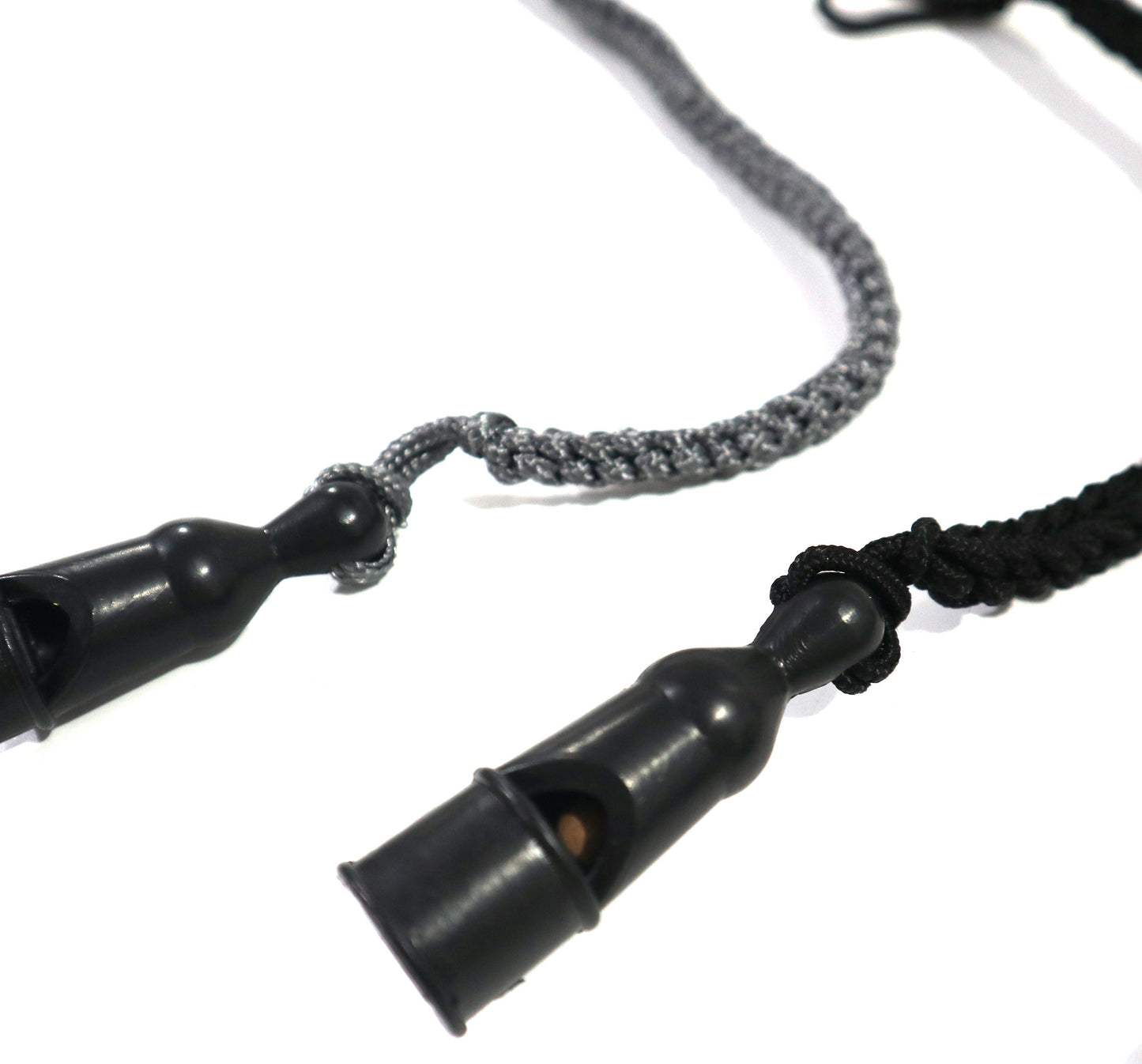 复制版本德国哨子电木求生cosplay重演收藏造型   Yuting Recommended, German‑Style Bakelite Survival Whistle, Replica Model for Cosplay, Reenactment & Collection