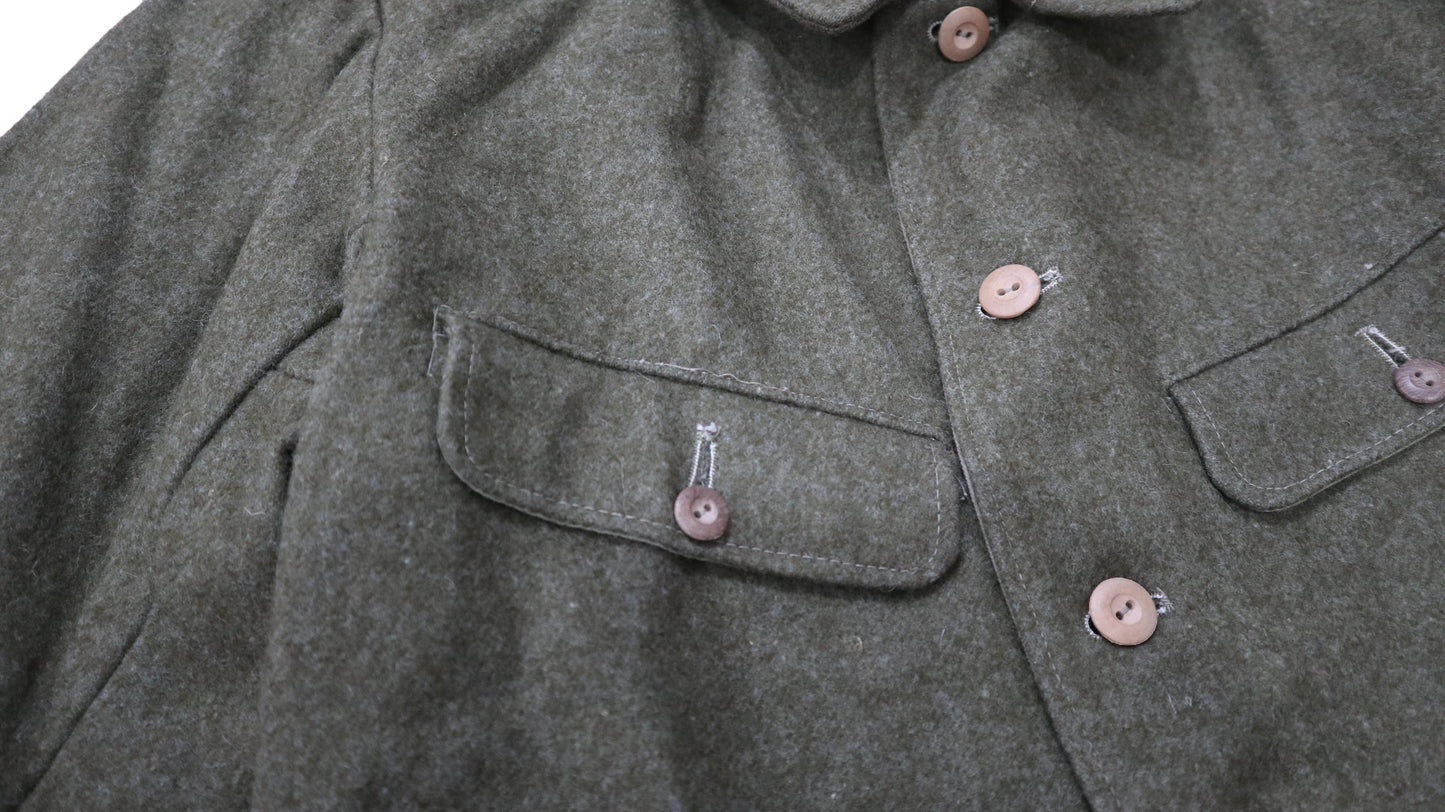 羽亭推荐原品后期型毛呢制服全新未使用现货保真Late‑model original woolen uniform recommended by Yuting, brand‑new unused, in stock, authentic guaranteed.