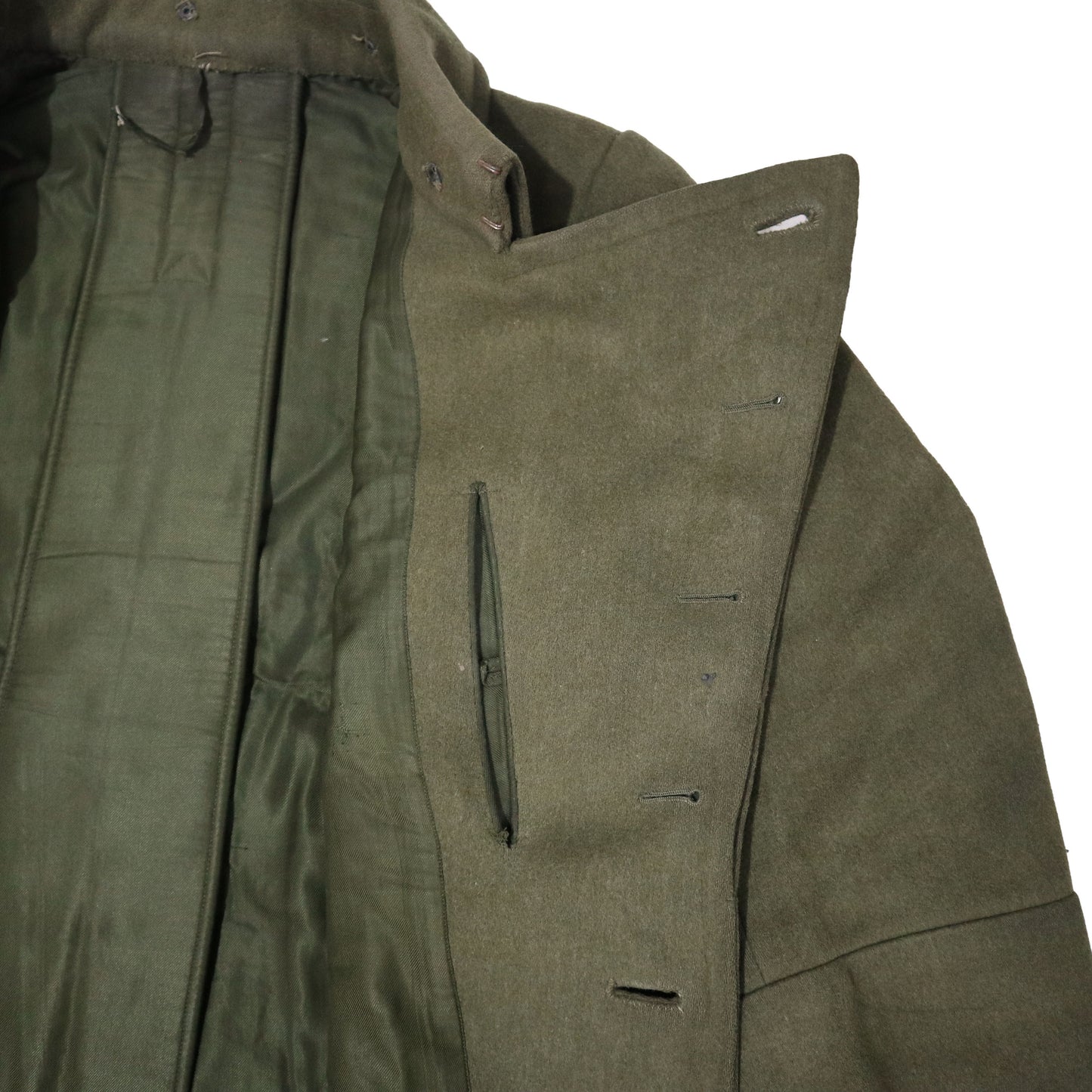 羽亭推荐朝鲜原品防寒大衣cosplay重演现货收藏保真Recommended by Yuting, original North‑Korean cold‑proof overcoat, for cosplay & historical reenactment, authentic collectible, in stock