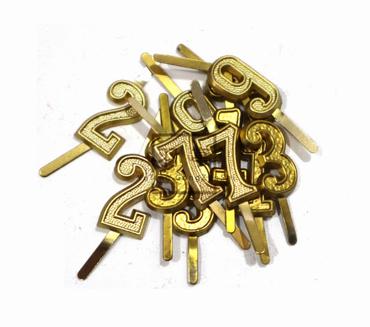 羽亭推荐金属数字章领章cos影视道具中影中戏横店剧   Recommended by Yuting: Metal‑number collar insignia, cosplay prop for Zhongying, Central‑Academy‑of‑Drama & Hengdian film crew