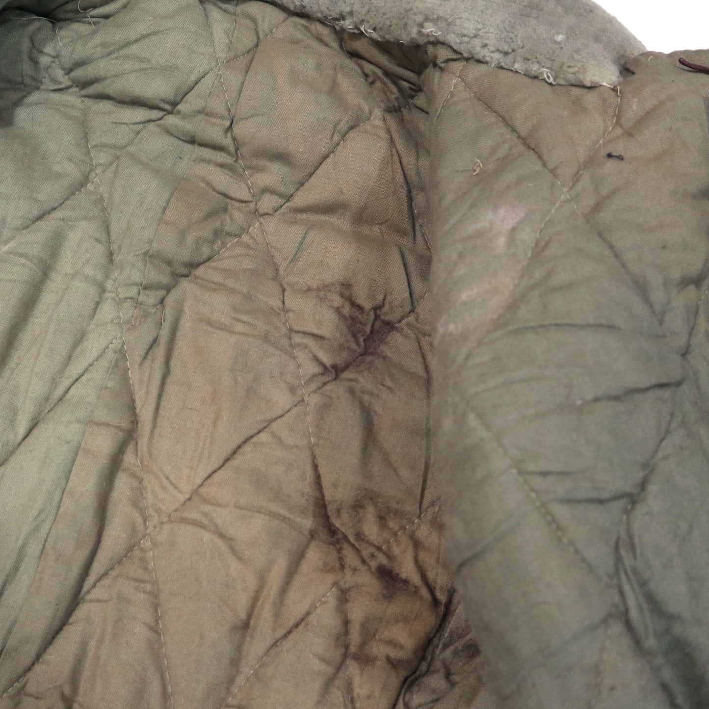 羽亭推荐朝鲜以东原品大衣防寒兵用现货保真博馆收藏Recommended by Yuting, original North‑Korean soldier winter cold‑proof overcoat, authentic, museum‑collectible grade, in stock