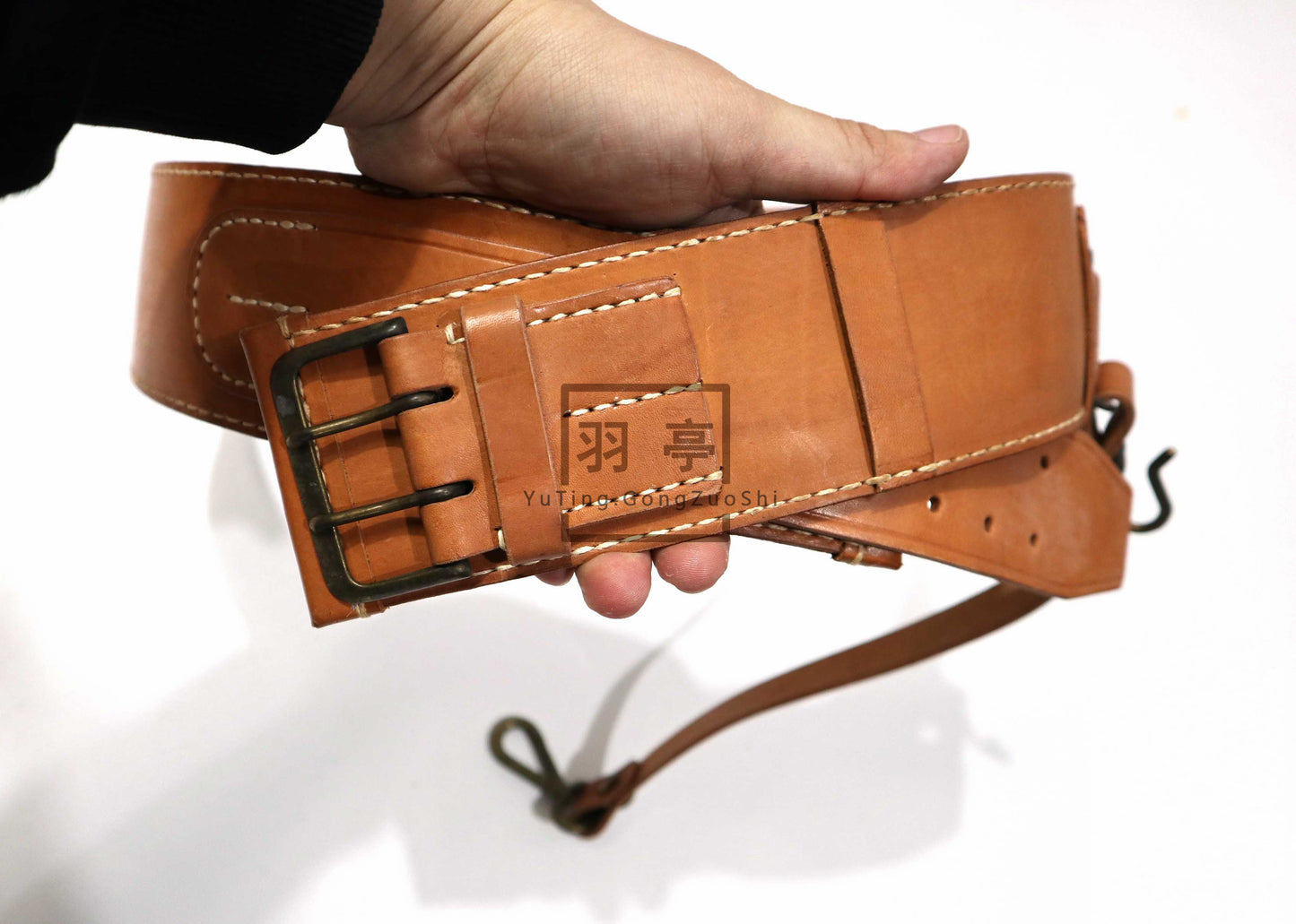 羽亭推荐九八式将校牛皮外腰带封略装野战制服装备影视道具 Recommended by Yuting, Type‑98 officer cowhide outer belt, matching field‑uniform gear, film and reenactment prop