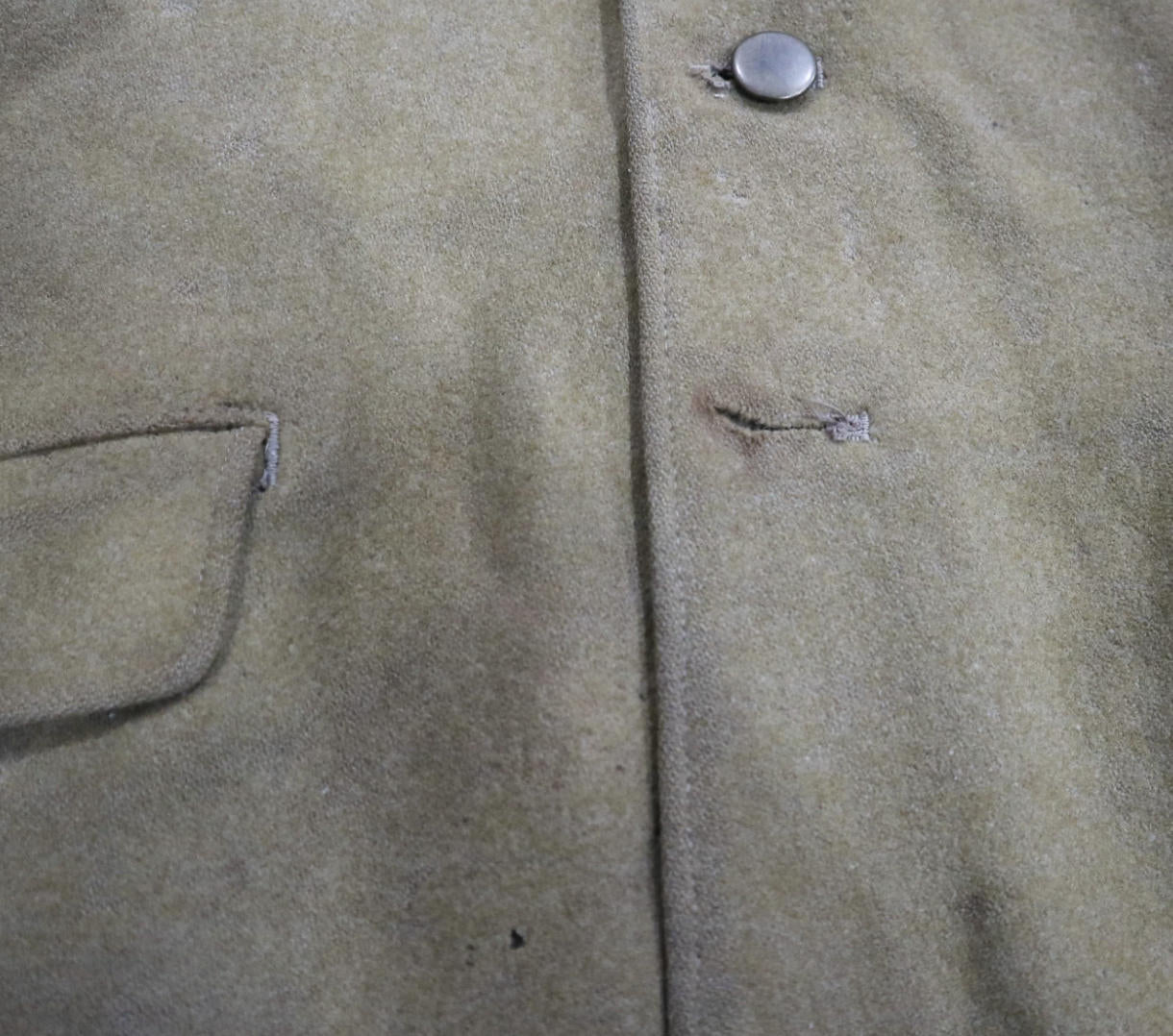 羽亭推荐朝鲜原品上衣外套保真现货黄色毛呢Original North Korean yellow woolen jacket, authentic, in stock, recommended by Yuting