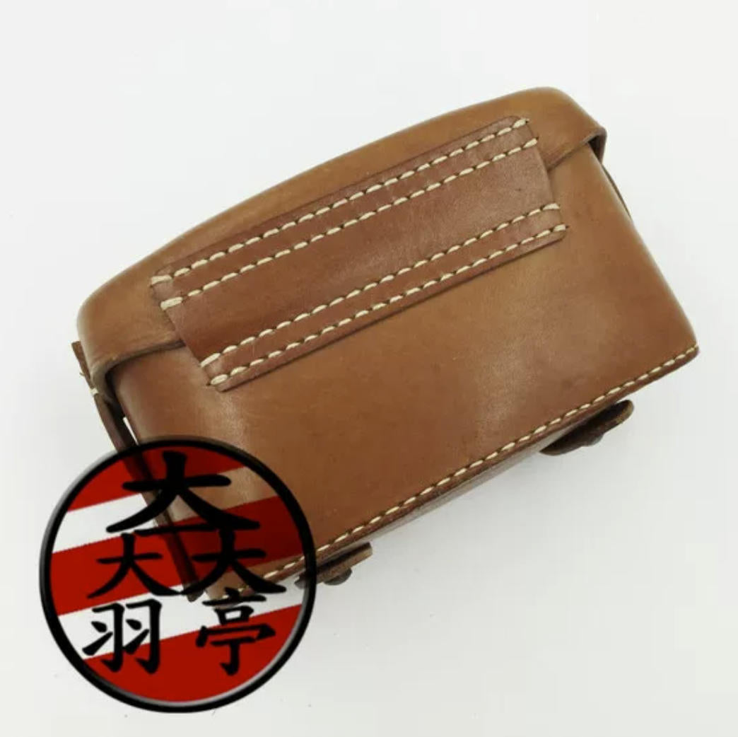 羽亭推荐德国牛皮医疗包重演装备ww    Yuting Recommended, German‑Style Cowhide Medical Pouch, Reenactment Gear for WW‑Era Reproduction