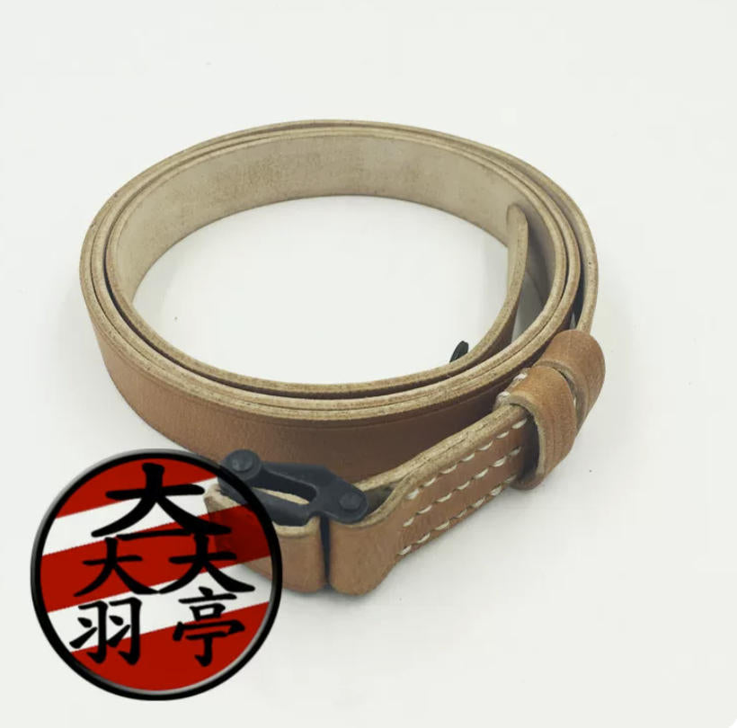 羽亭推荐德工程用MP40牛皮背带制服装备收藏户外重演   Yuting Recommended, German‑Style MP40 Cowhide Sling, Uniform Gear for Outdoor Reenactment & Collection